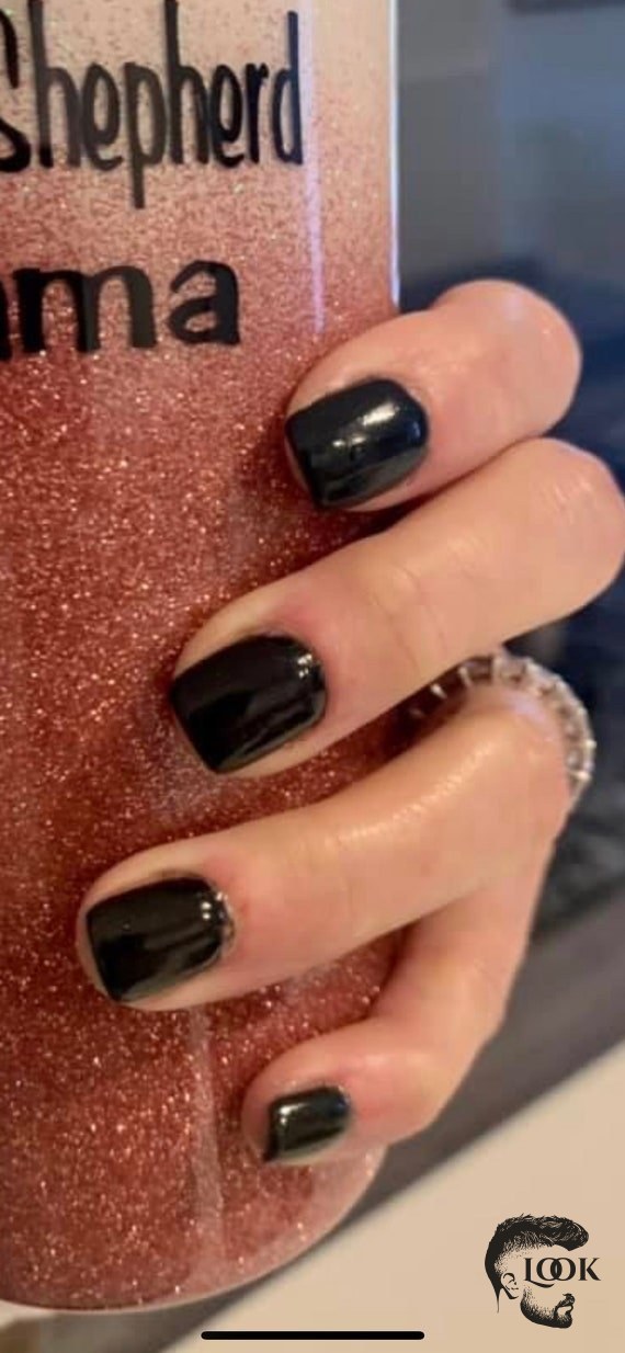 Black nail dip. Black nail dip powder. Fall nail dip. Dark black nail dip.  Midnight dip powder. Lil black mani nail dip.