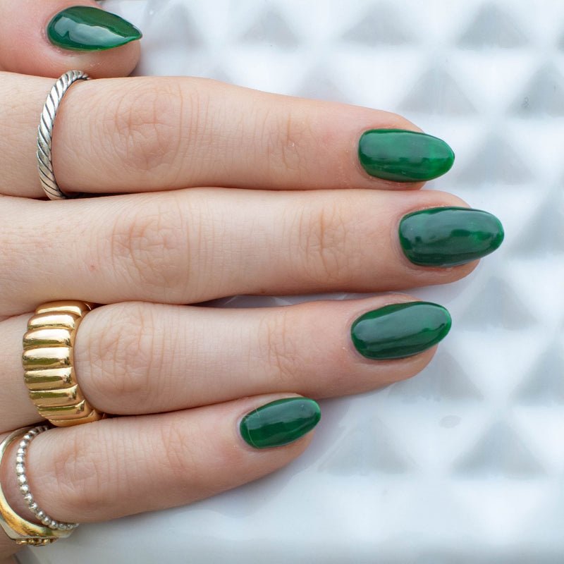 Revel Nail D724 Forest Green Crème Dip Powder