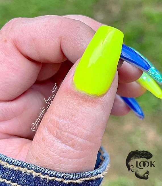 ELECTRIC LEMONADE- Neon Dip Powder, Neon Dip Nails, Dip Powder, Dip Powder Nails, Dip Nails, Nail Dip Powder, Nail Dip - Etsy